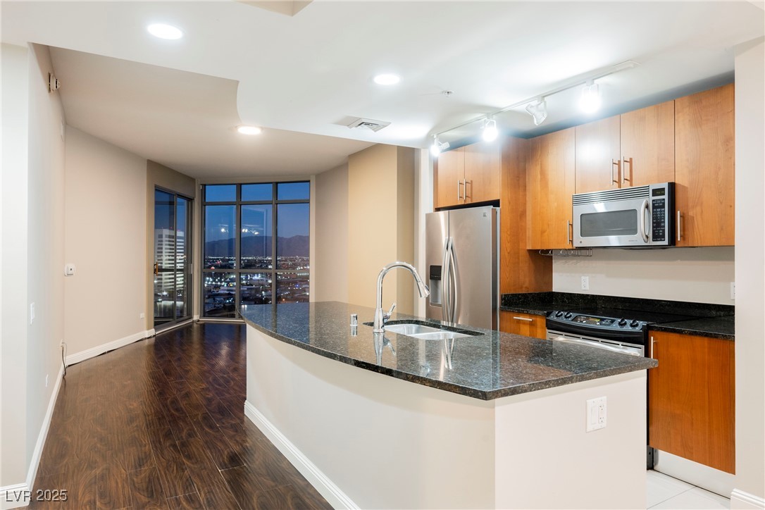 200 West Sahara Avenue 2110 Property Photo 17
