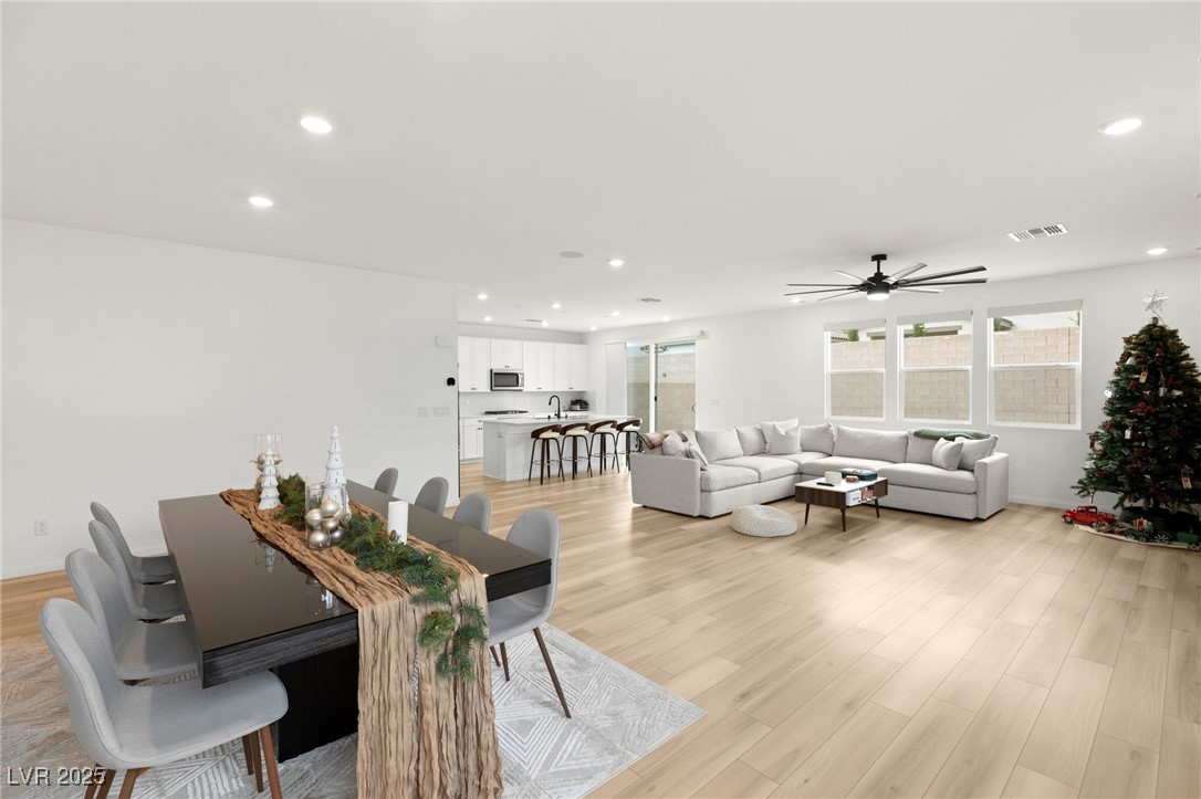 5921 Bruselas Street Property Photo 4