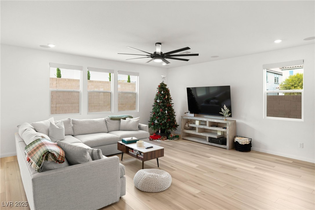 5921 Bruselas Street Property Photo 7