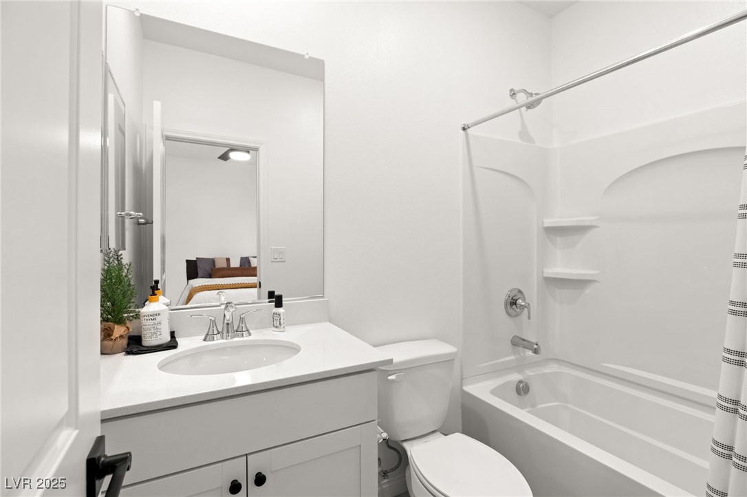 5921 Bruselas Street Property Photo 28