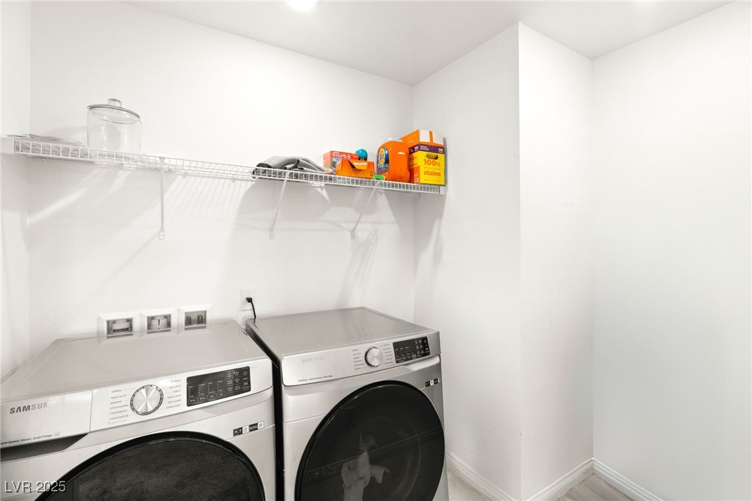 5921 Bruselas Street Property Photo 33