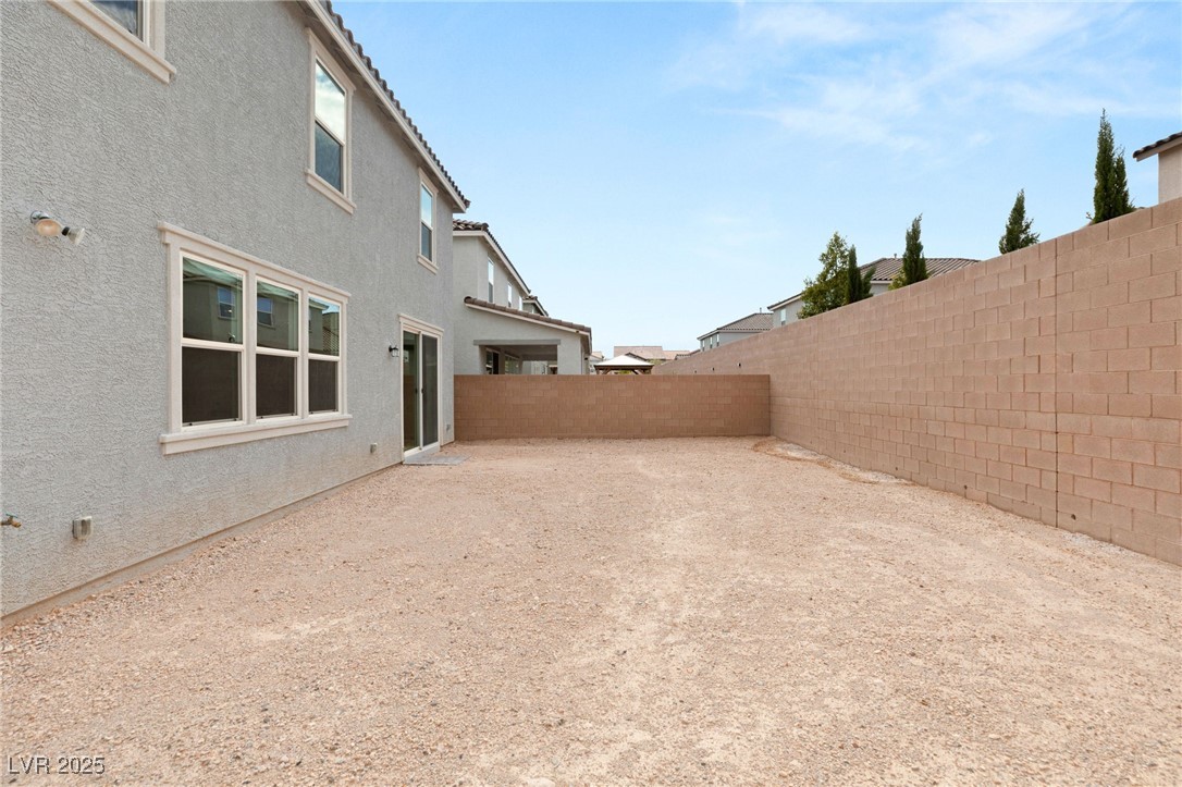5921 Bruselas Street Property Photo 38