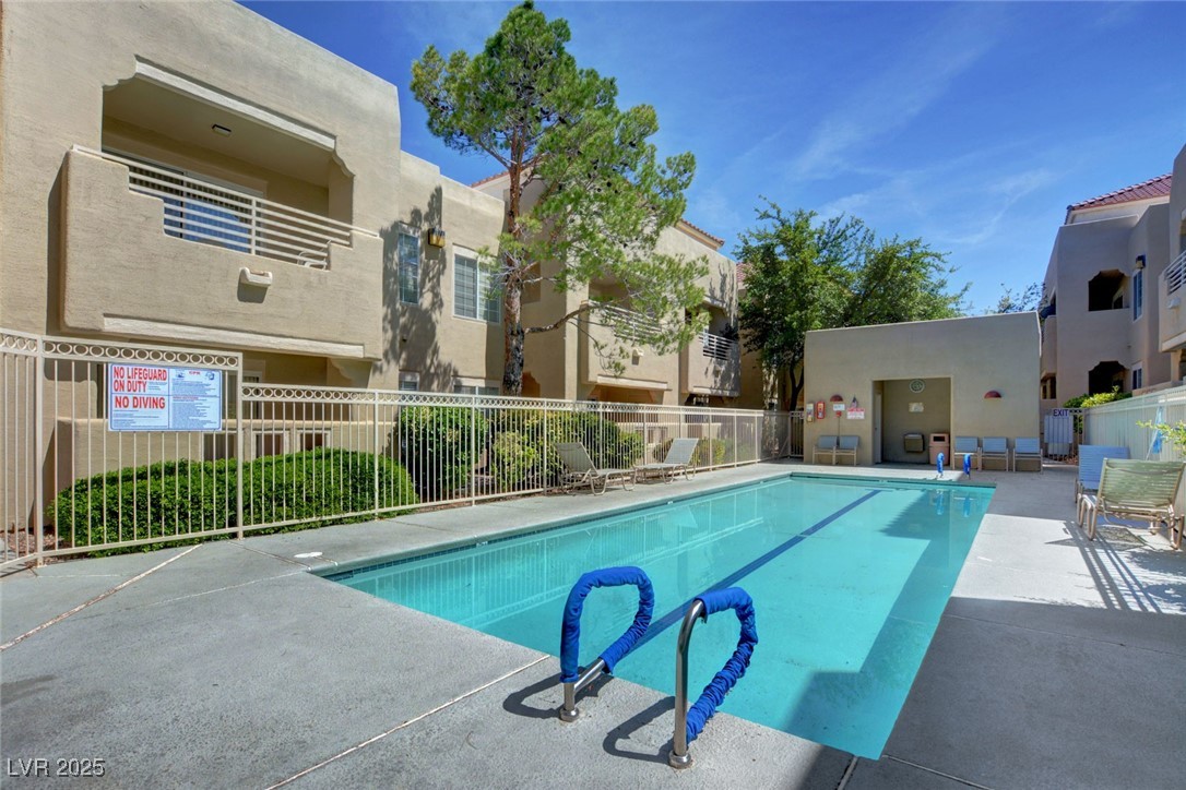 1908 Desert Falls Court 101 Property Photo 43