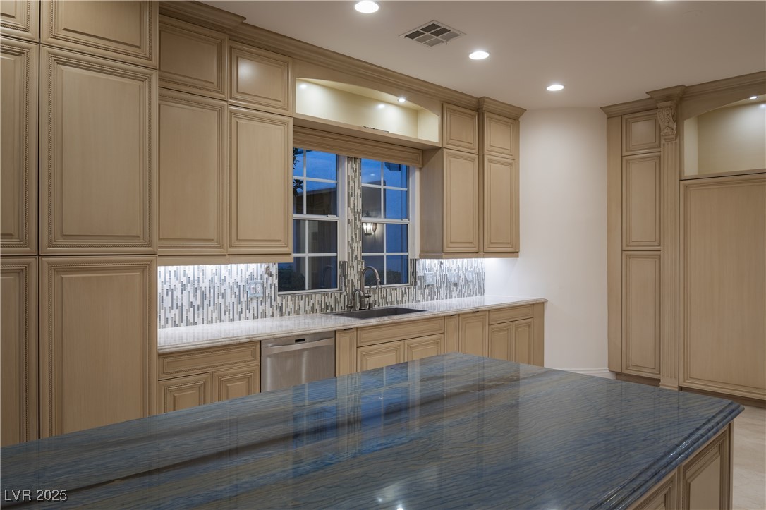 11503 Glowing Sunset Lane Property Photo 14