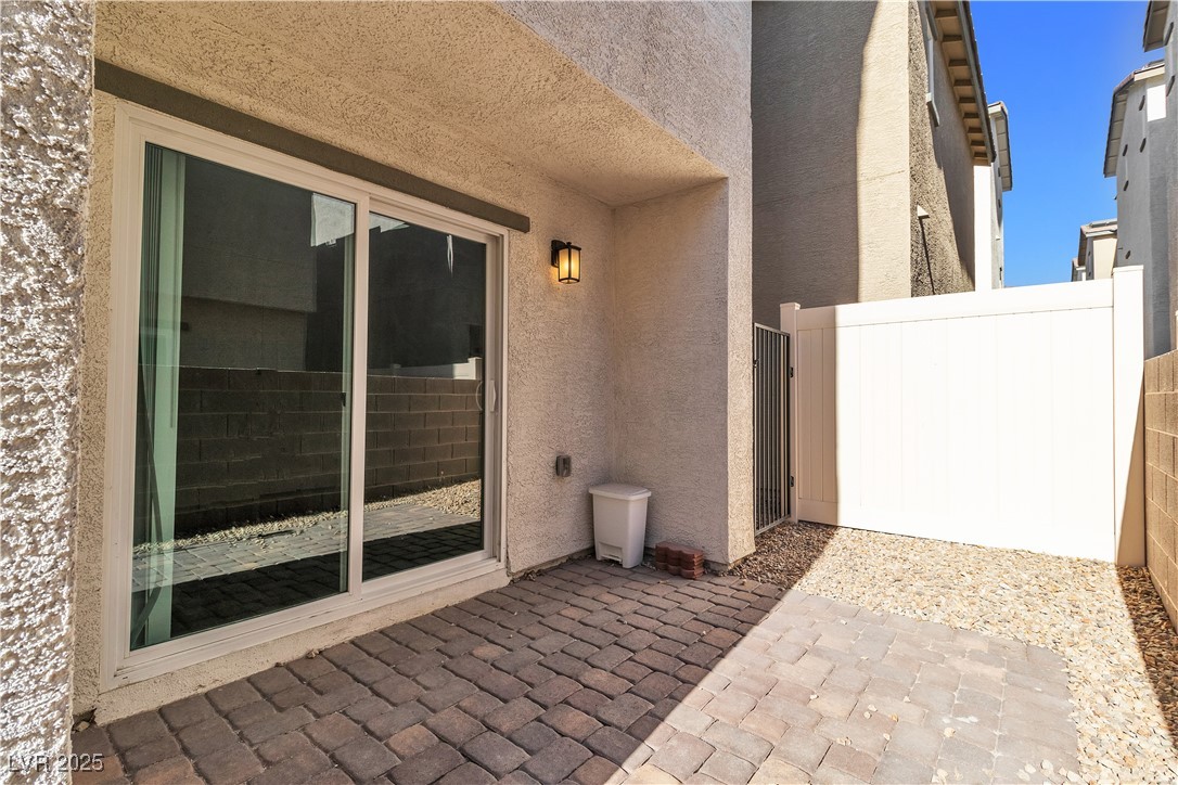 6952 Crescent Gold Street Property Photo 5