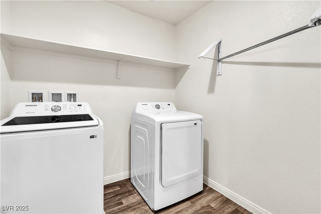 6952 Crescent Gold Street Property Photo 28