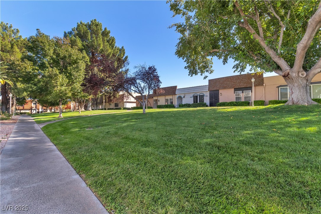 3777 Garden North Drive Property Photo 3