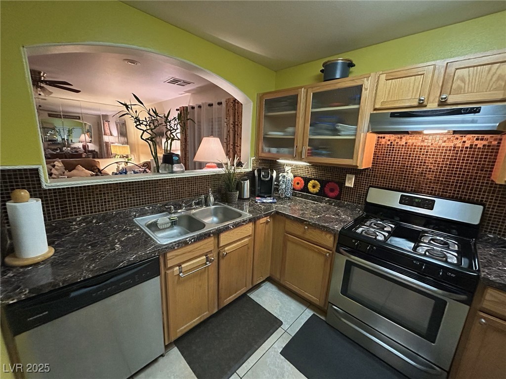 6216 Pangea Avenue Property Photo 15