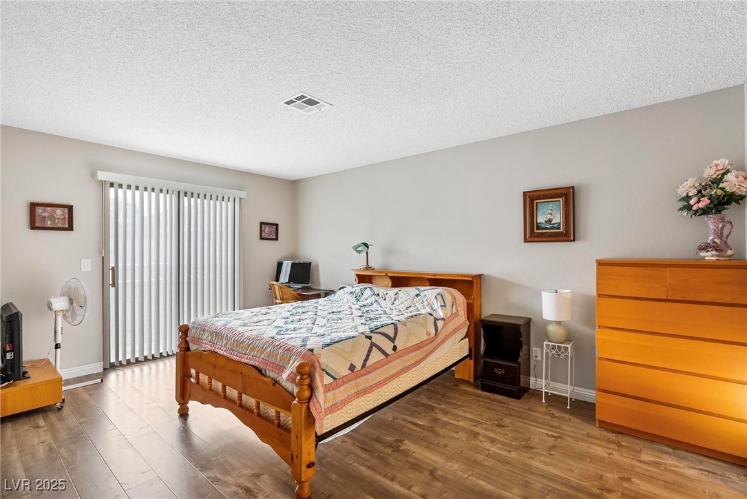 3973 El Camino Road Property Photo 16