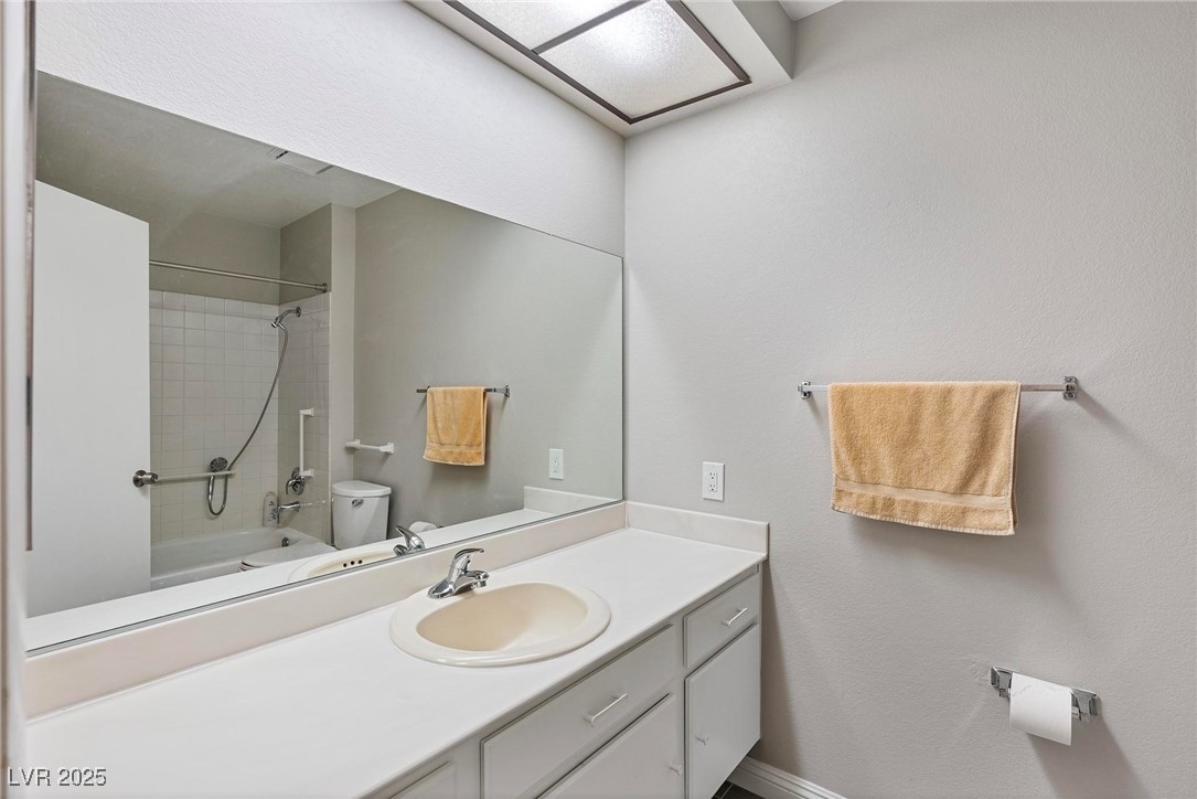 3973 El Camino Road Property Photo 23
