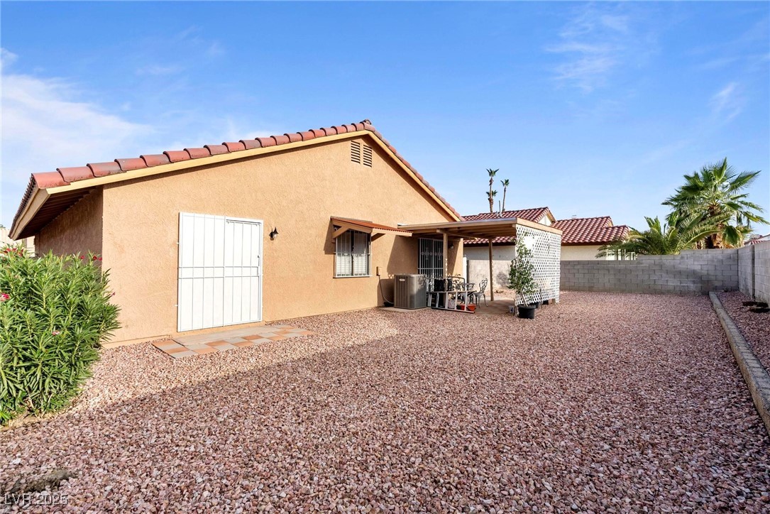 3973 El Camino Road Property Photo 30