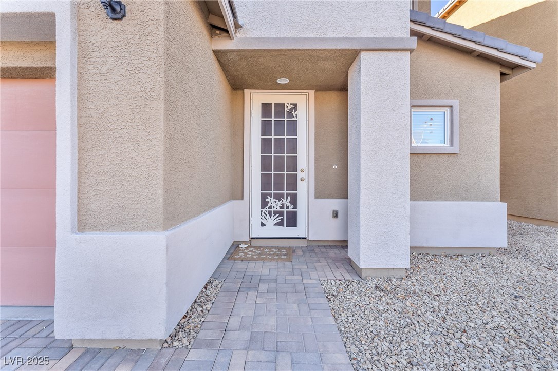 7053 Solana Ridge Drive Property Photo 3