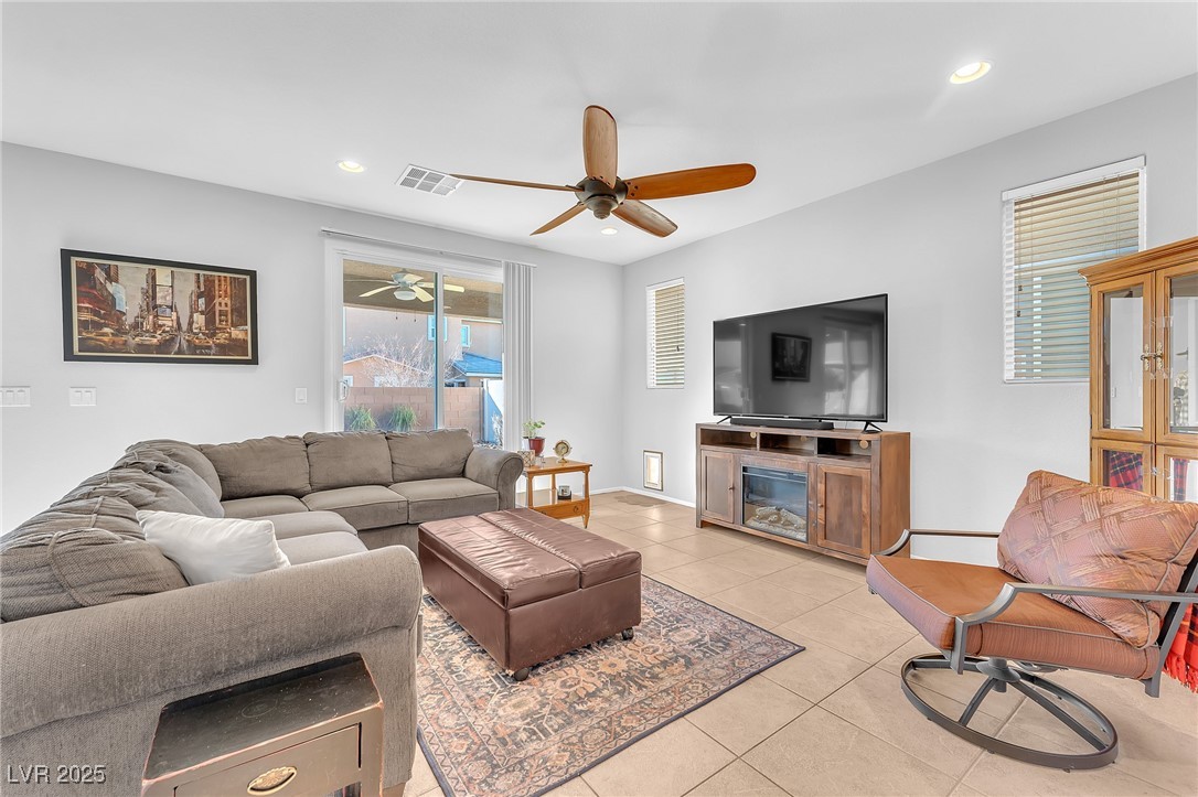 7053 Solana Ridge Drive Property Photo 6