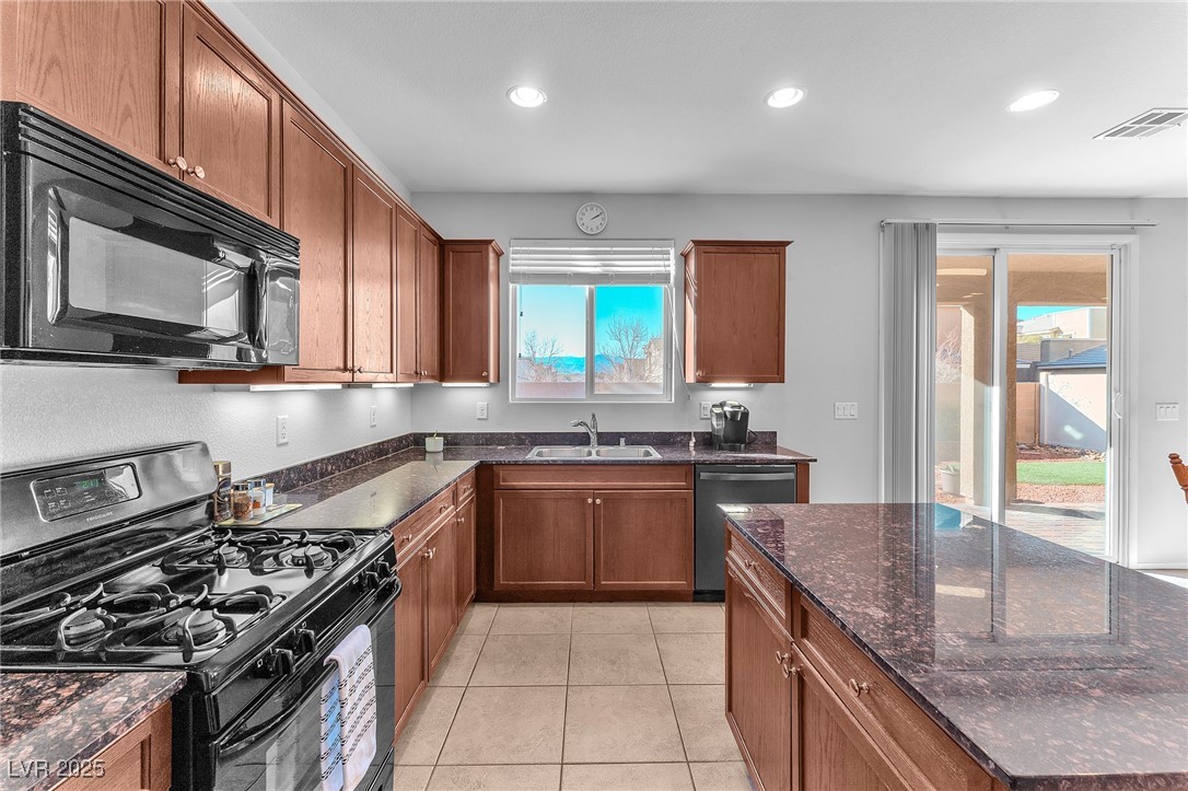 7053 Solana Ridge Drive Property Photo 11
