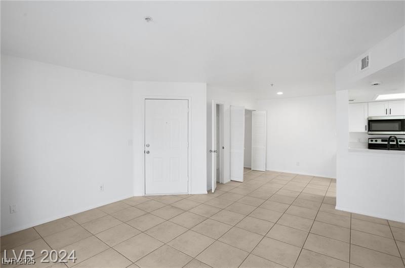 3550 Bay Sands Drive 3064 Property Photo 8