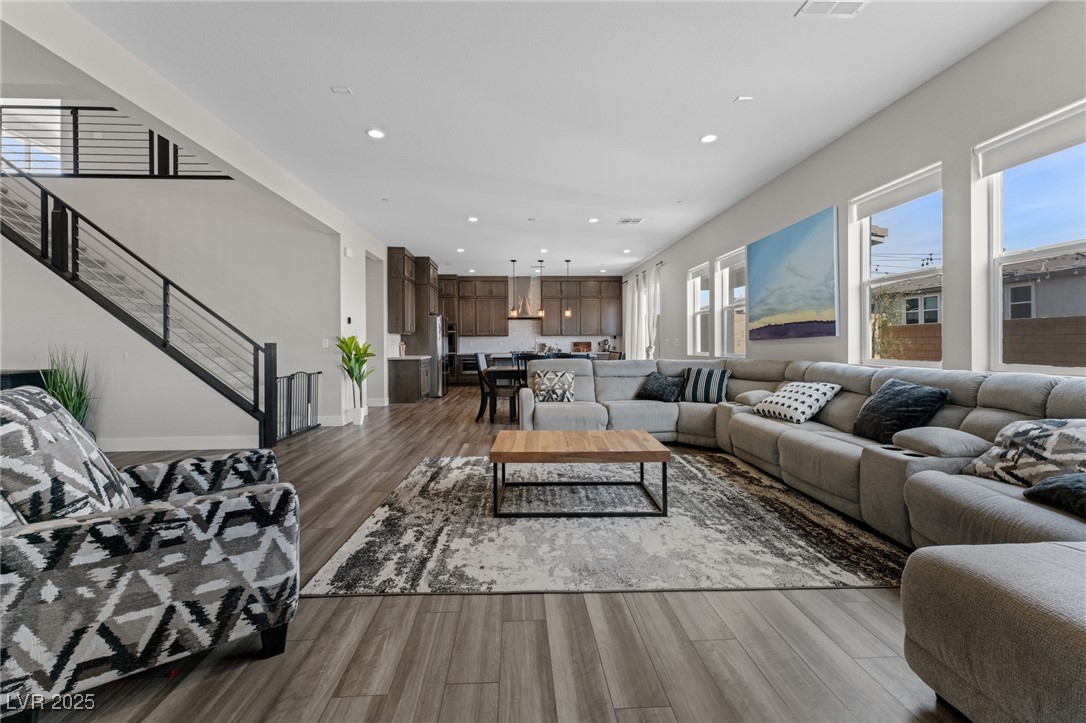 8990 Rolling Pietra Street Property Photo 10