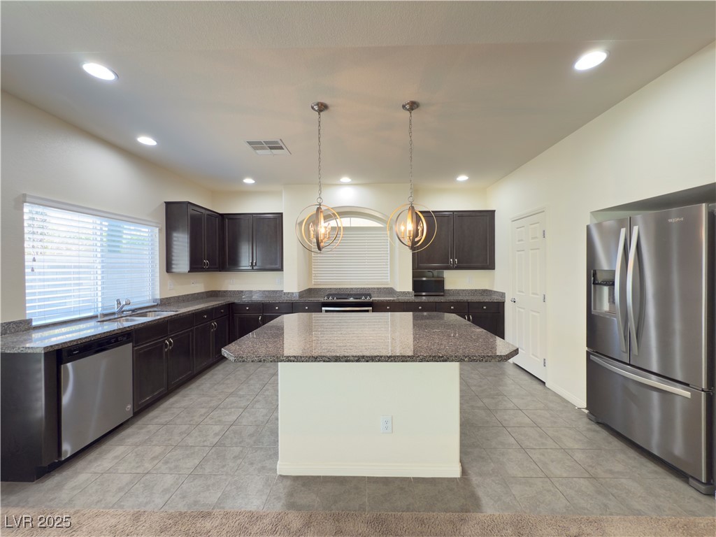 10588 Parthenon Street Property Photo 14