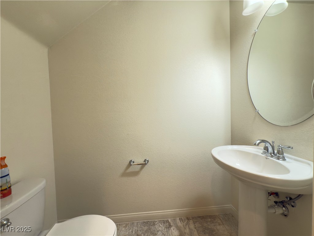 10588 Parthenon Street Property Photo 20