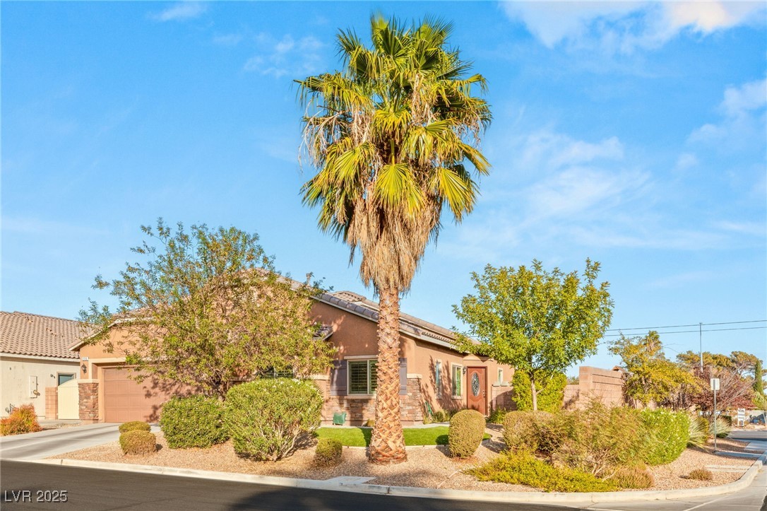 2720 Mickey Mantle Court Property Photo 2
