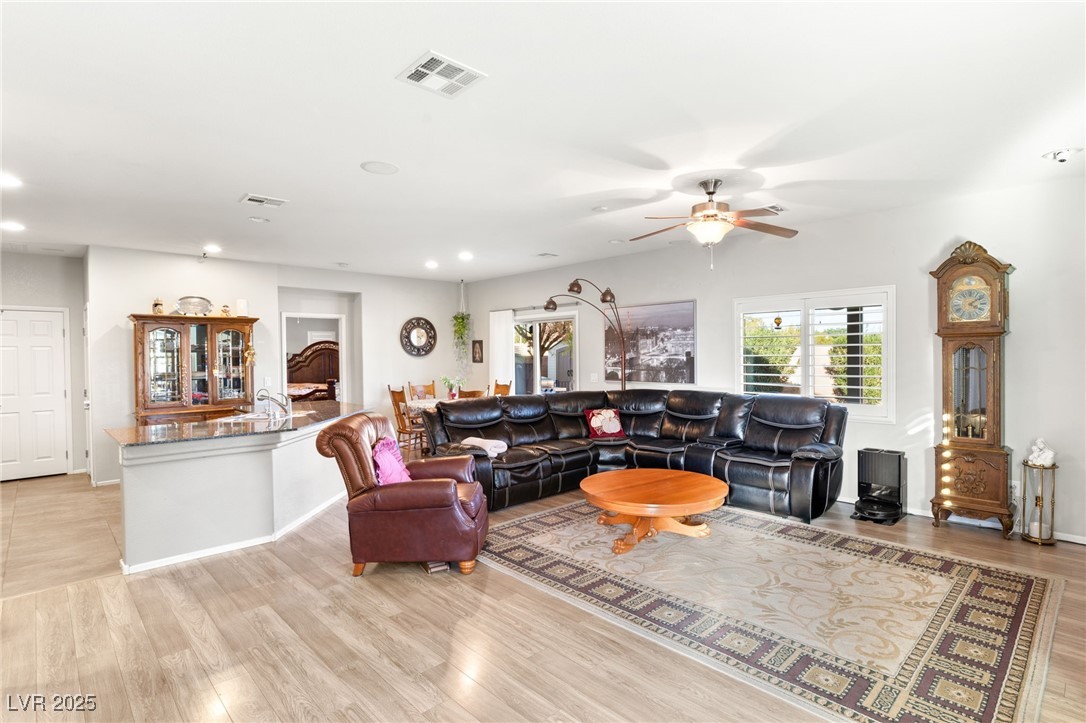 2720 Mickey Mantle Court Property Photo 4