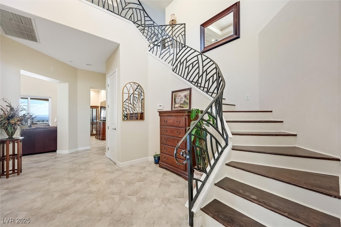 7192 Polita Court Property Photo 3