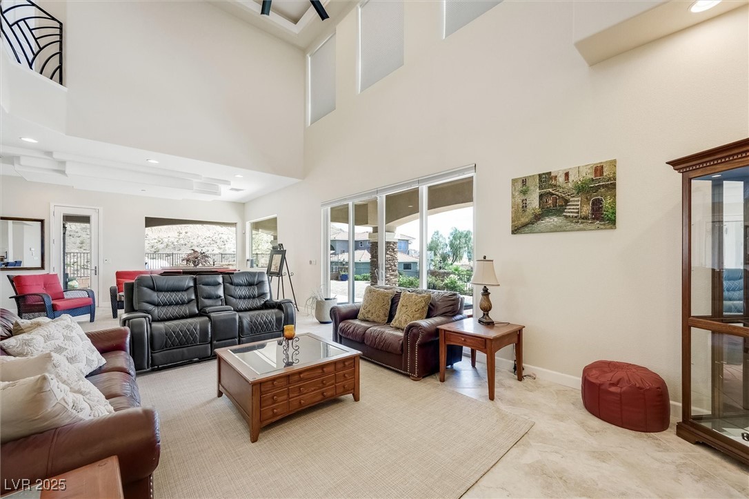 7192 Polita Court Property Photo 8