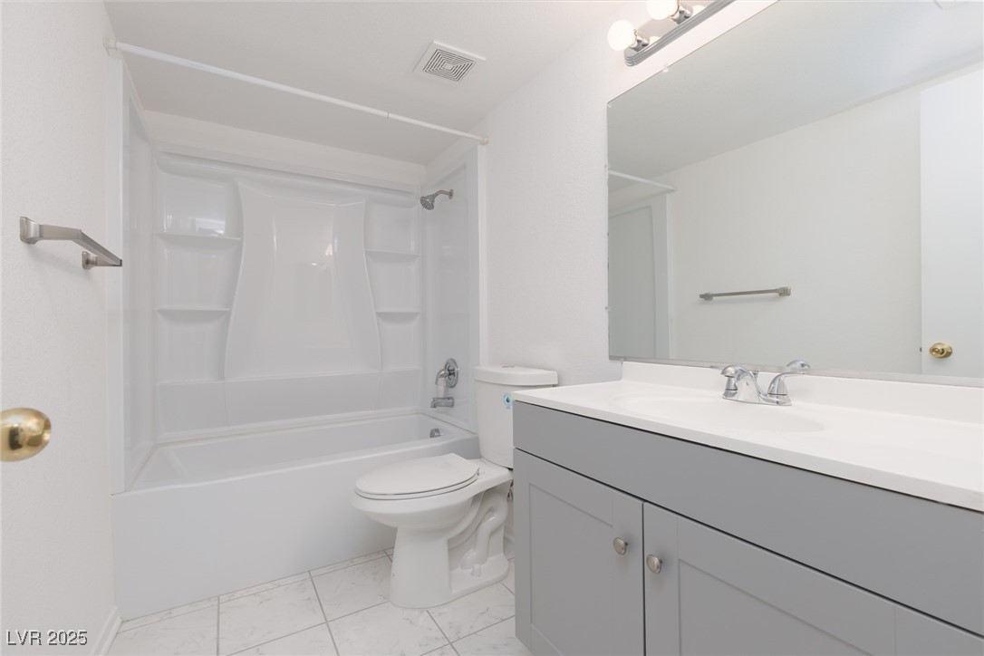 1013 Falconhead Lane 101 Property Photo 16