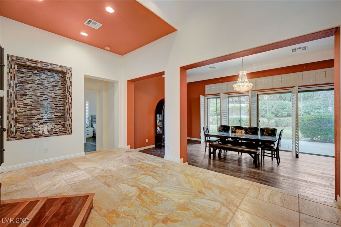 6 Holly Tree Court Property Photo 5