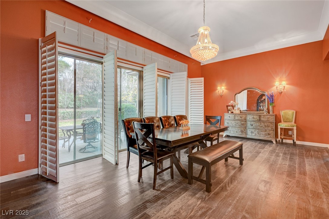 6 Holly Tree Court Property Photo 8
