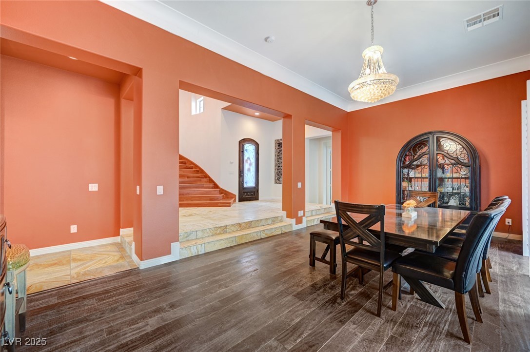 6 Holly Tree Court Property Photo 10