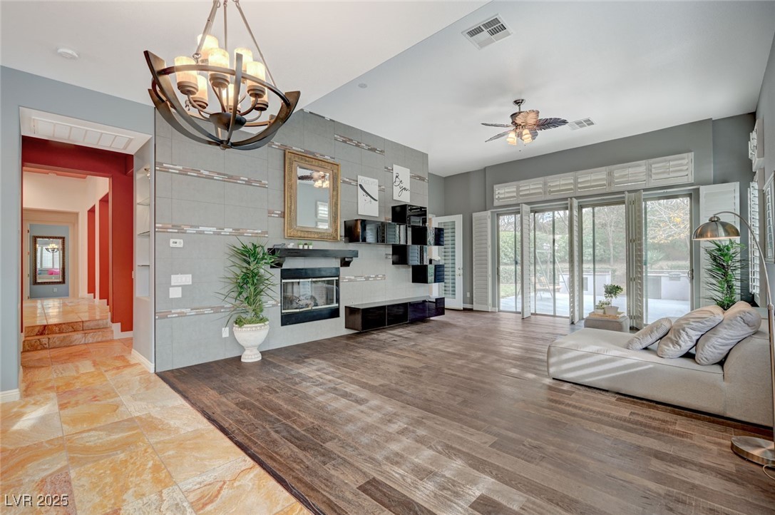 6 Holly Tree Court Property Photo 14