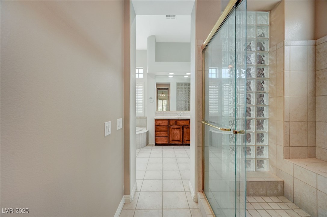 6 Holly Tree Court Property Photo 31