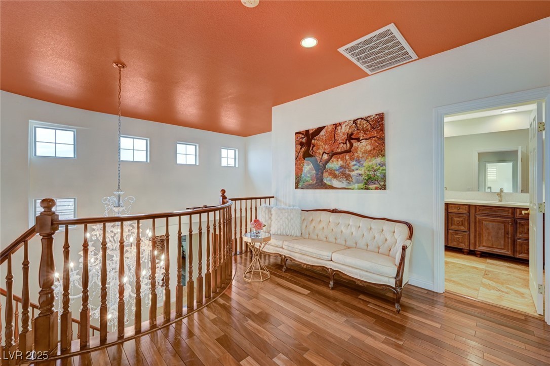 6 Holly Tree Court Property Photo 42