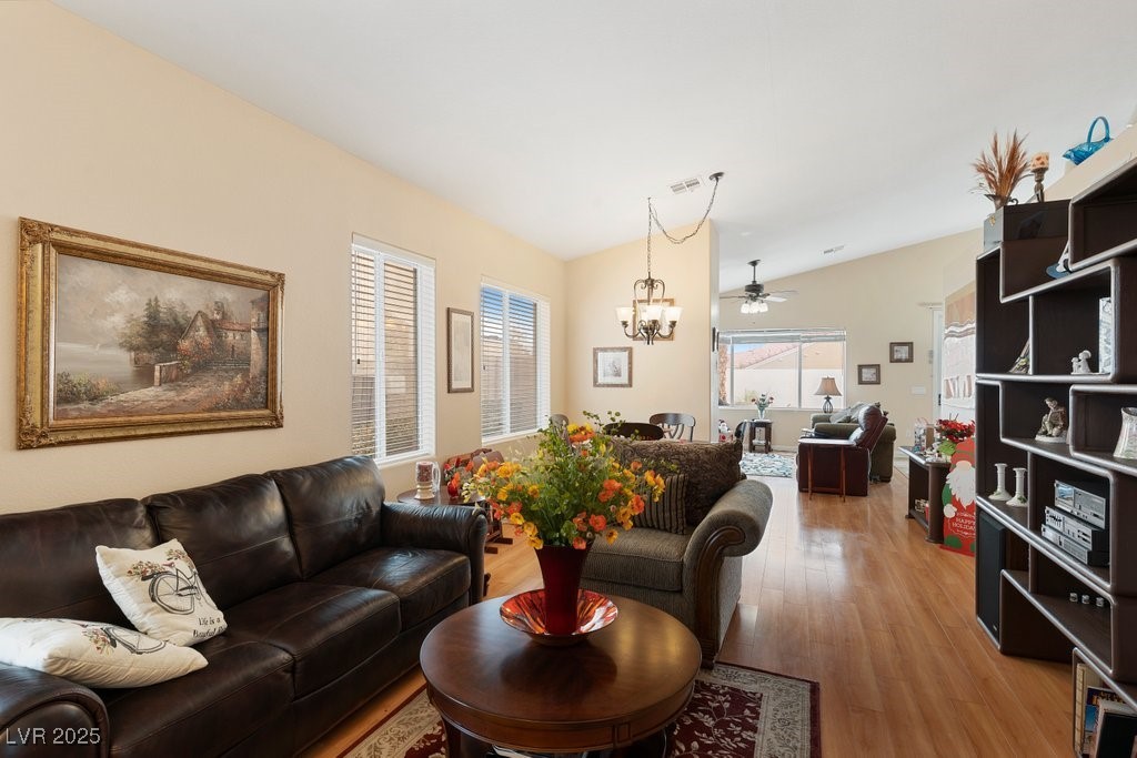 1704 Nestled Meadows Lane Property Photo 3