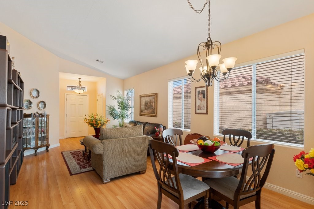 1704 Nestled Meadows Lane Property Photo 4