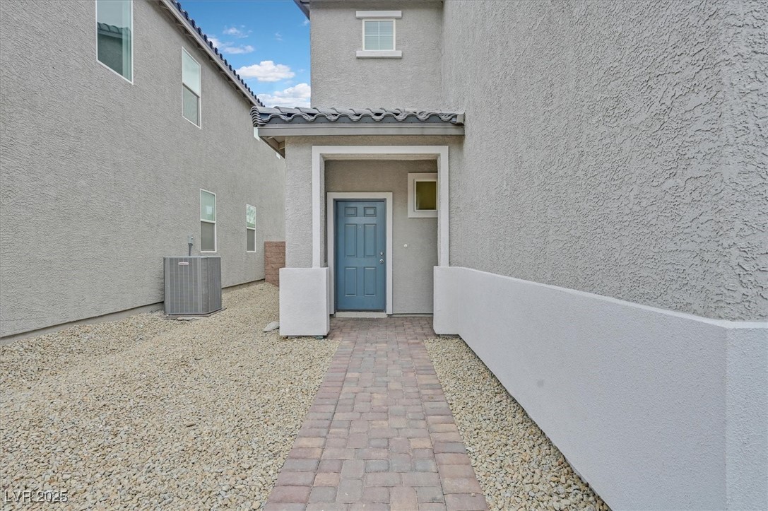 6130 Yuzu Place Property Photo 2