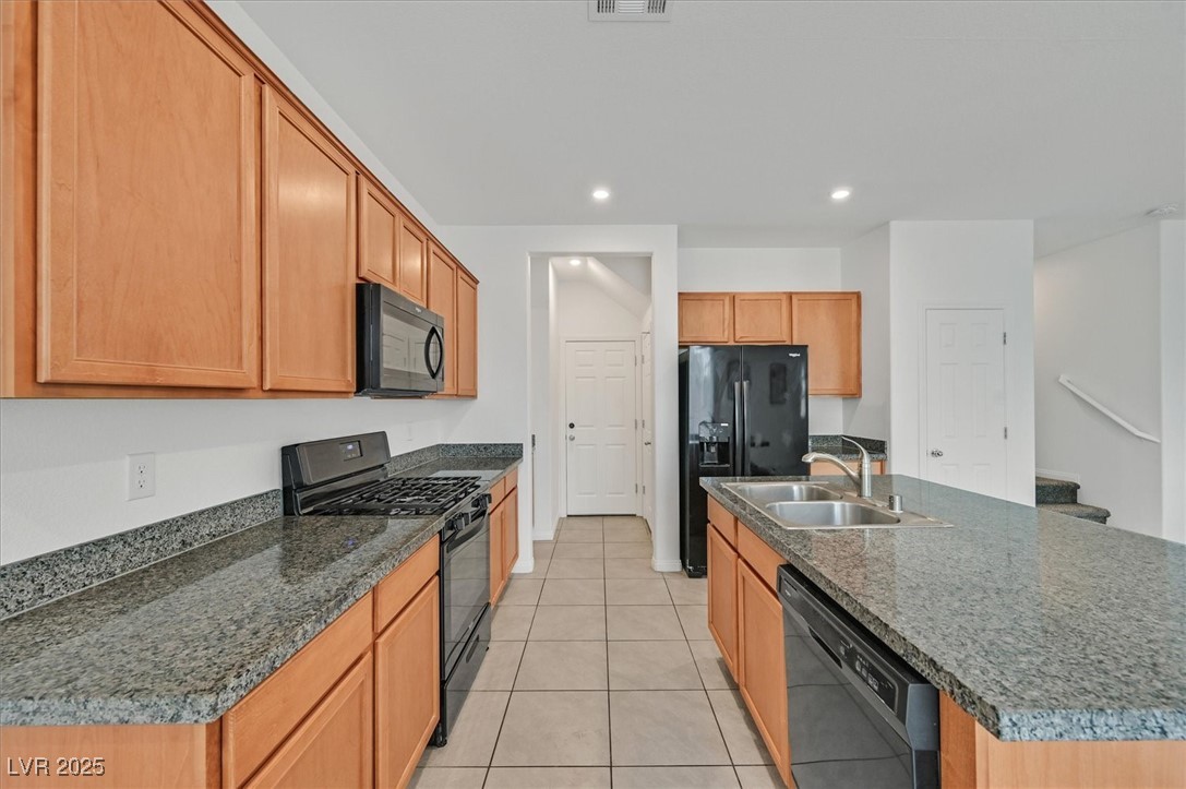 6130 Yuzu Place Property Photo 7