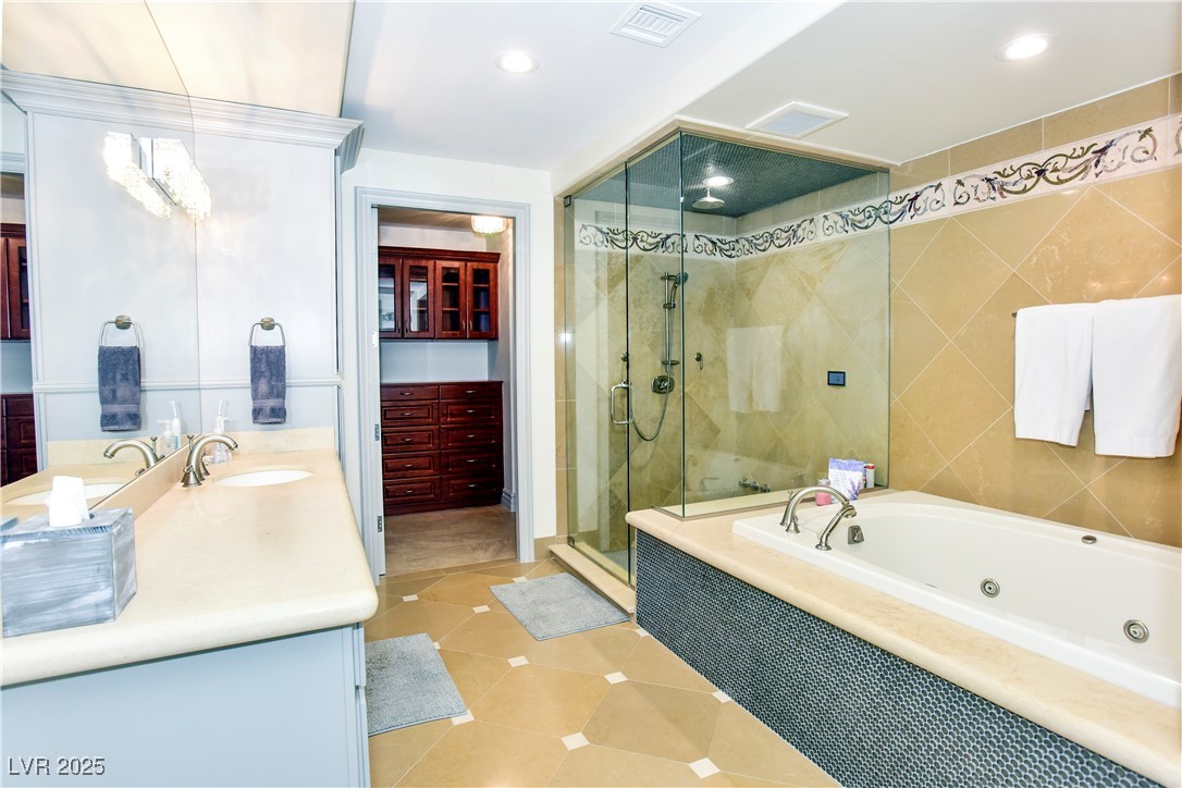 9101 Alta Drive 507 Property Photo 22