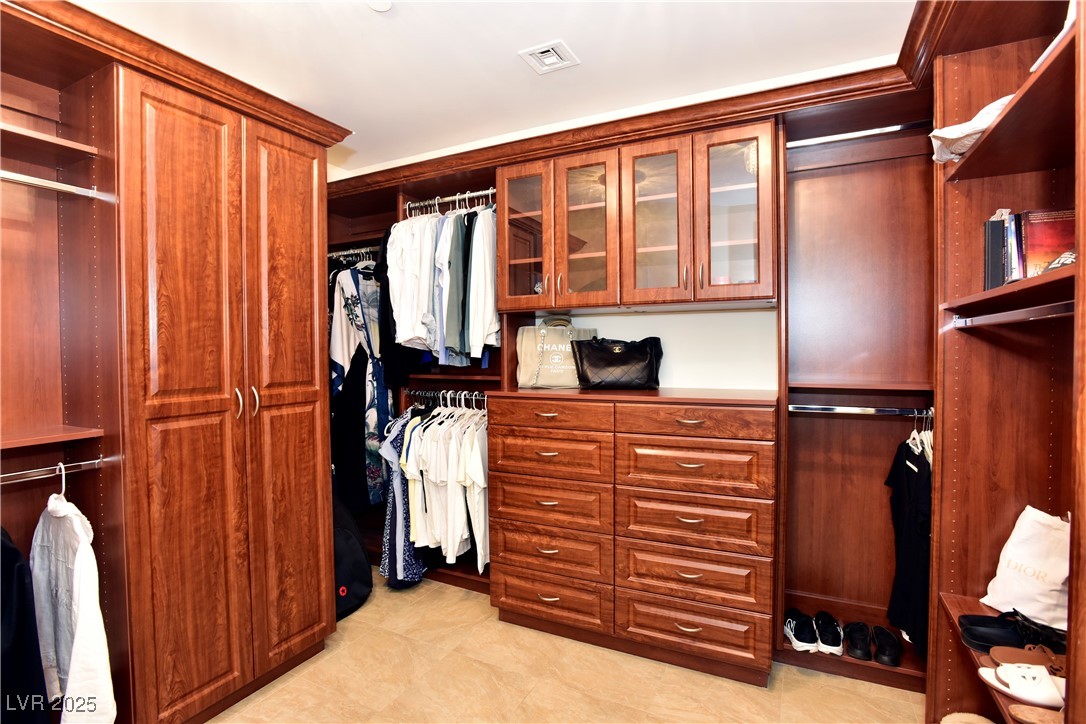 9101 Alta Drive 507 Property Photo 25