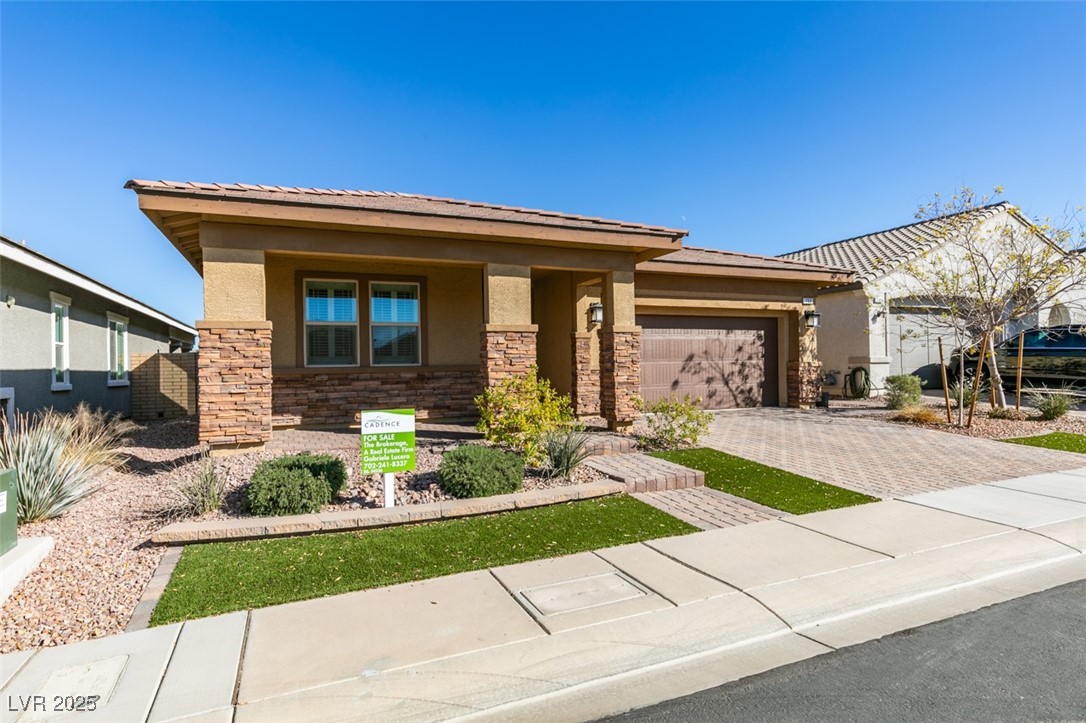 752 Drammatico Place Property Photo 4