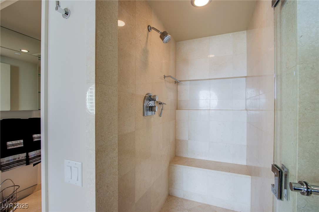 2857 Paradise Road 1104 Property Photo 24