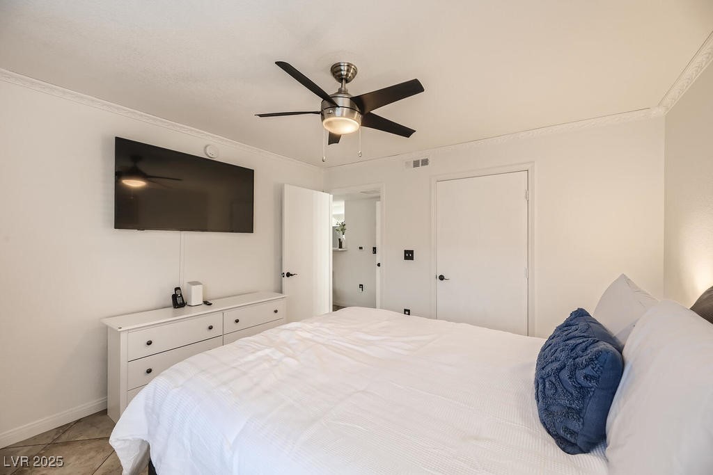 555 East Silverado Ranch Boulevard 1158 Property Photo 10