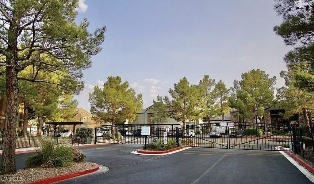 555 East Silverado Ranch Boulevard 1158 Property Photo 19