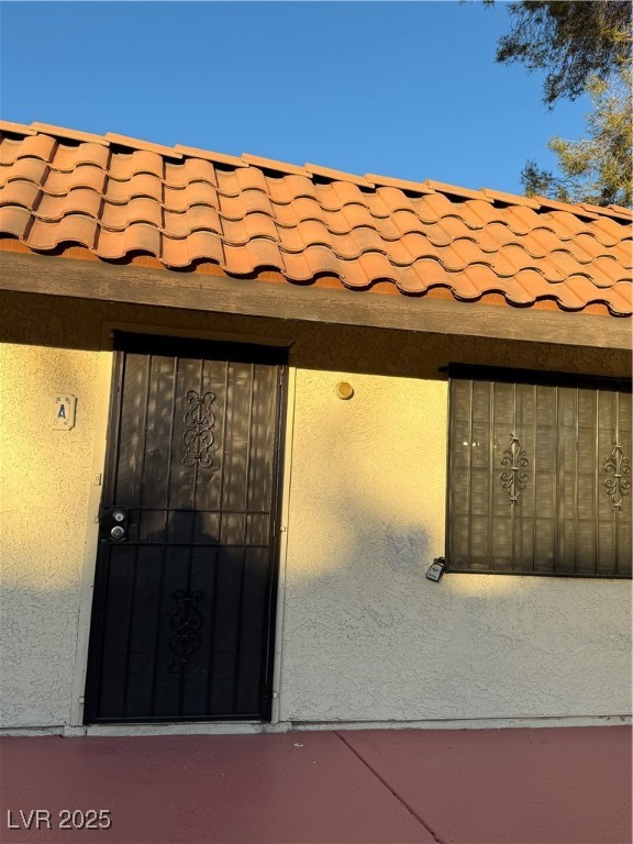 2112 Venus Avenue A Property Photo 17