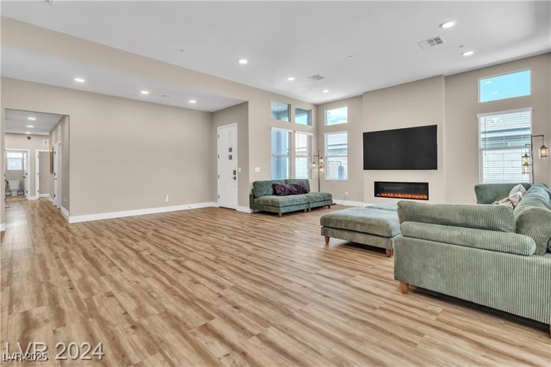 10301 Fairview Ridge Court Property Photo 11