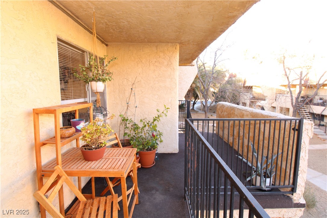 1303 Darlene Way 102b Property Photo 2