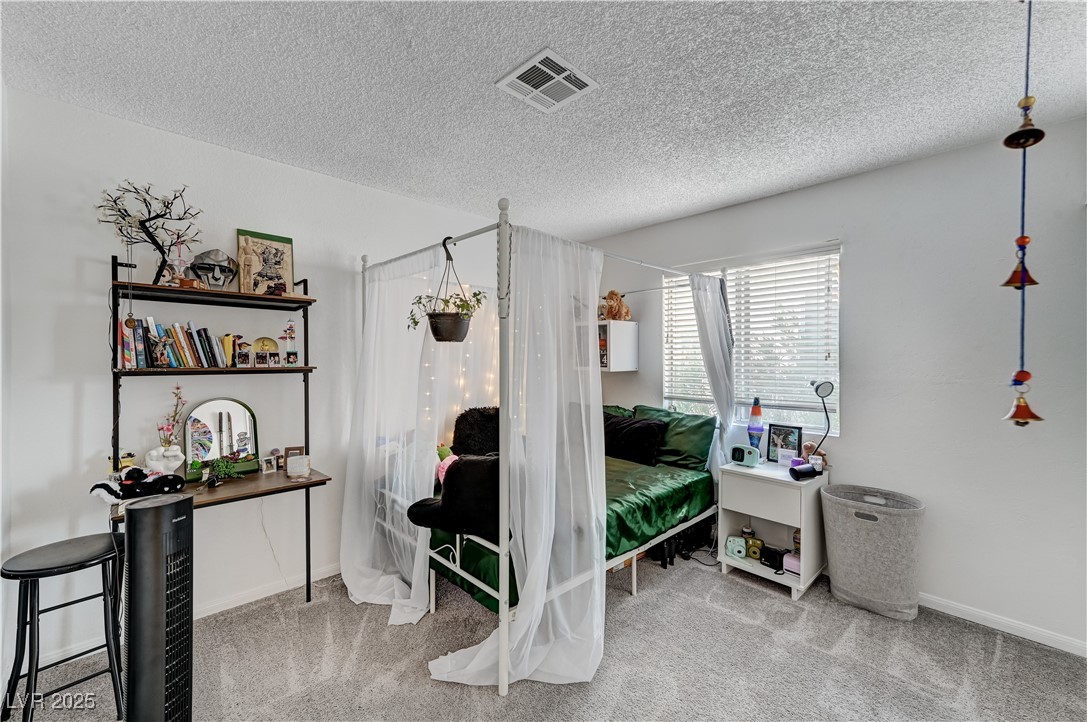929 Rockview Drive 202 Property Photo 9
