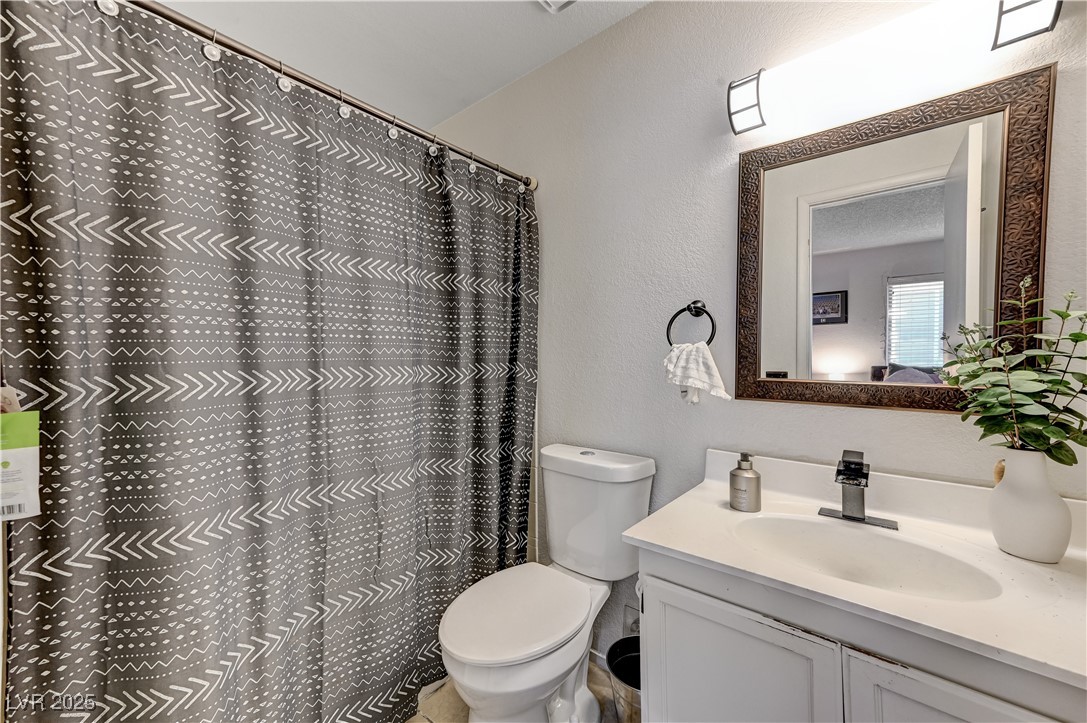 929 Rockview Drive 202 Property Photo 13