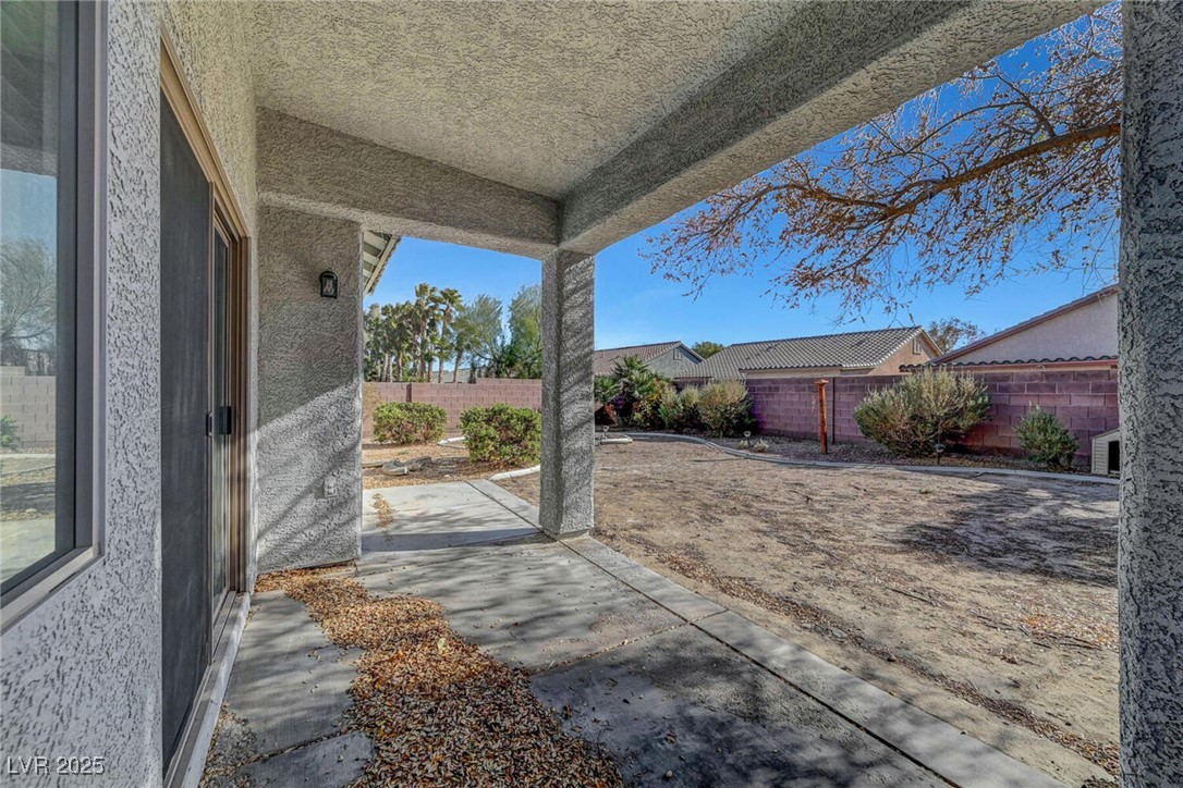 5919 Pavilion Lakes Avenue Property Photo 45