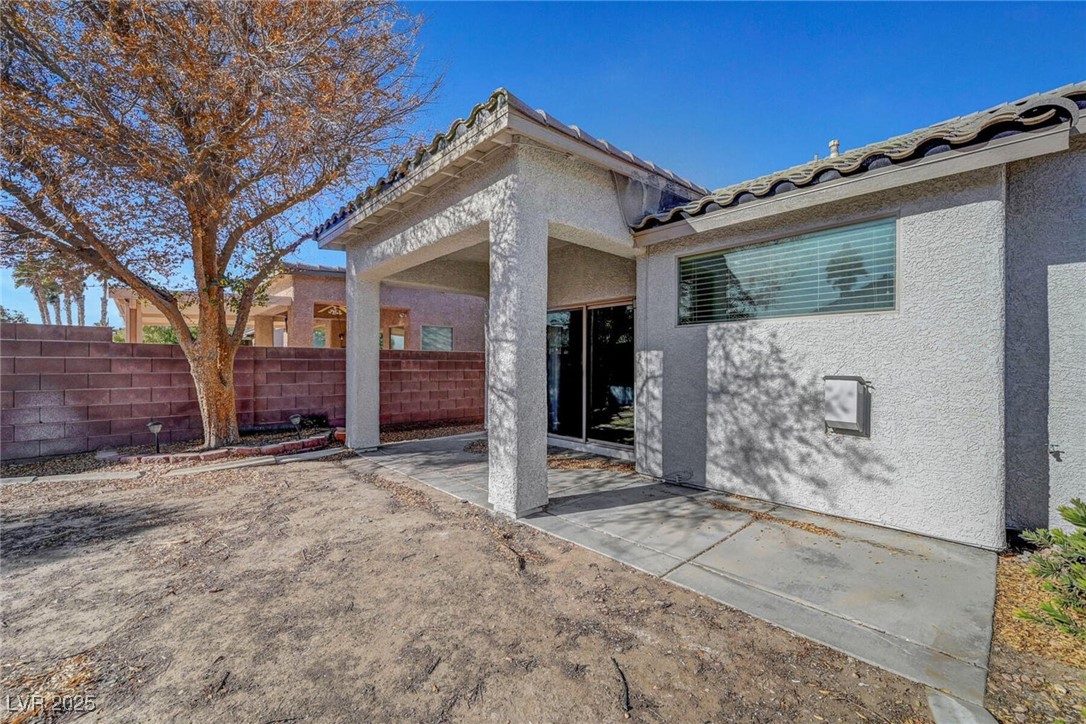 5919 Pavilion Lakes Avenue Property Photo 47